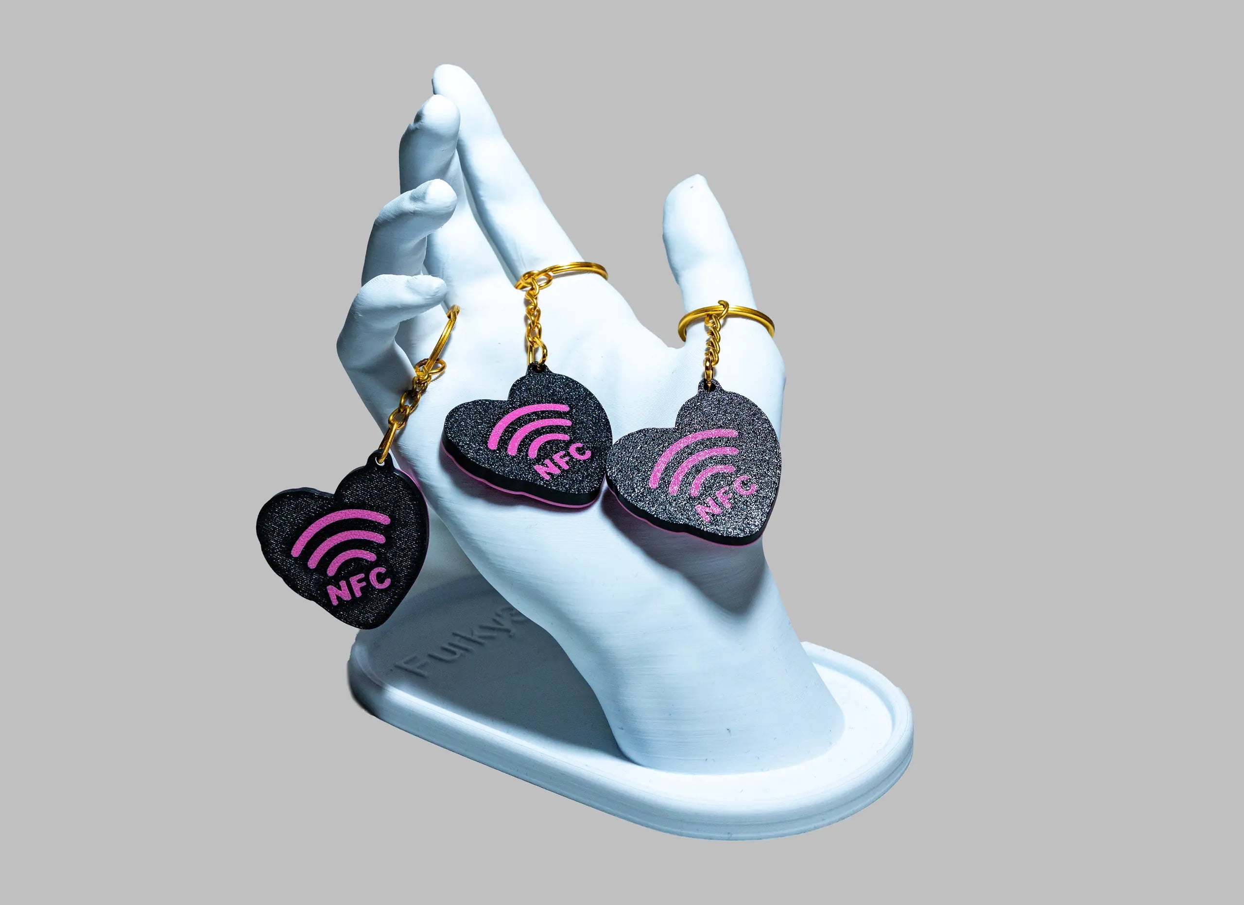 NFC Aşk Kalp Anahtarlık – Sevdiklerinle Anında Bağlan